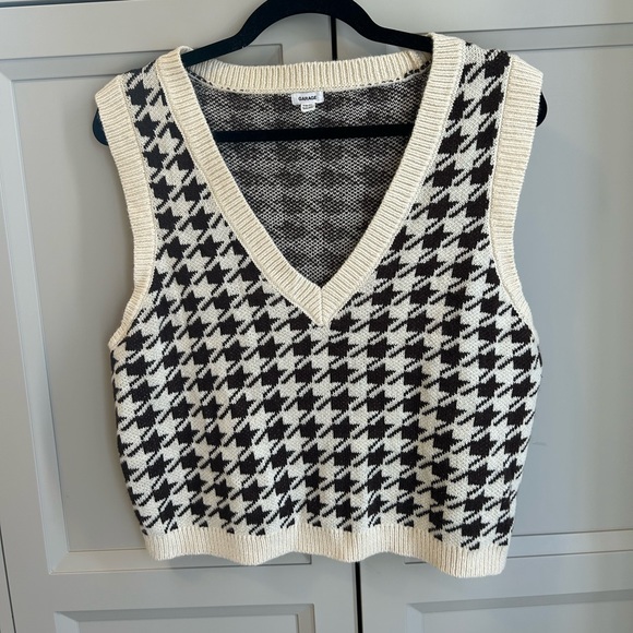 Garage sweater vest - Picture 1 of 3